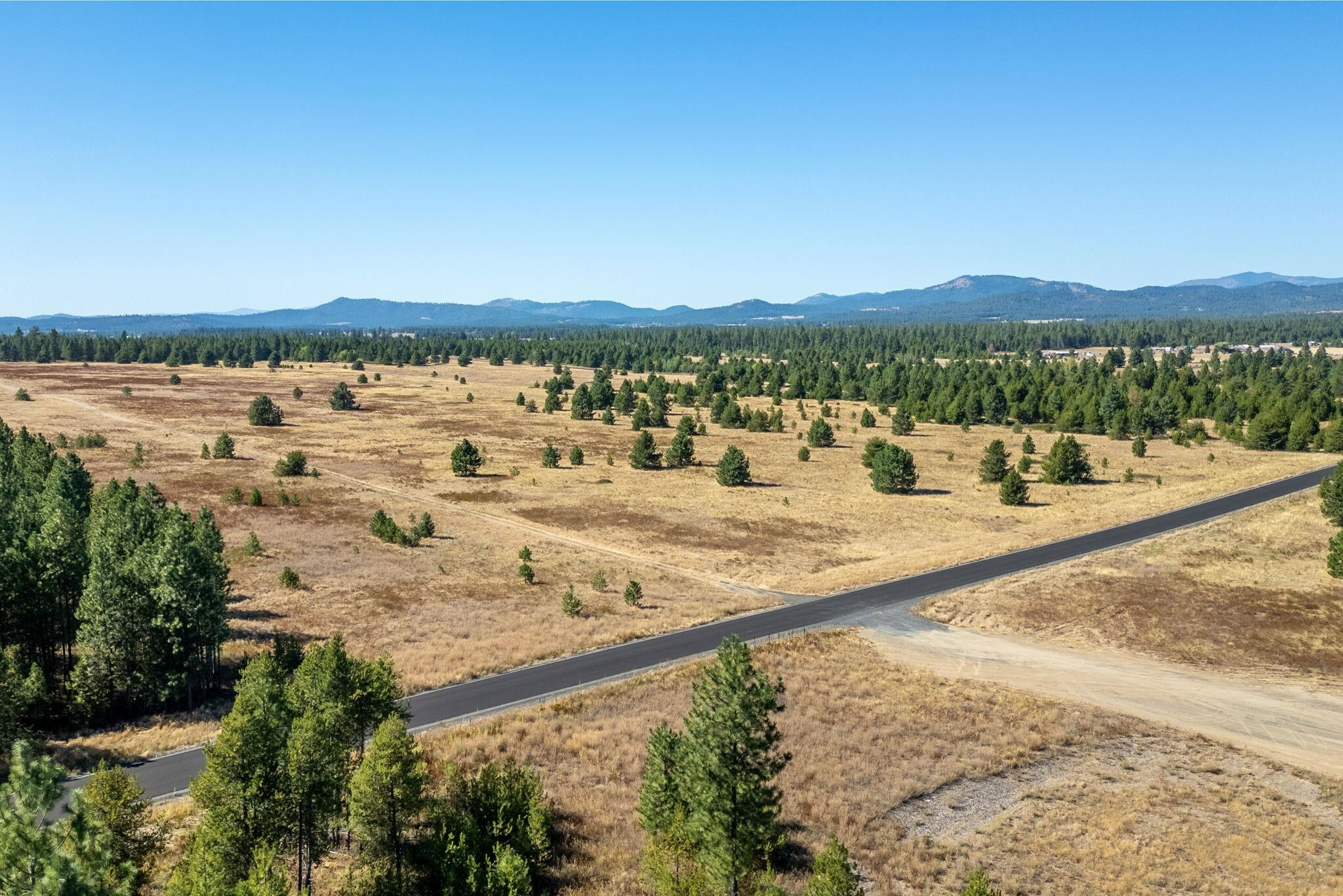 Property Photo:  Nka E Slaton Rd Lot 36  WA 99006 