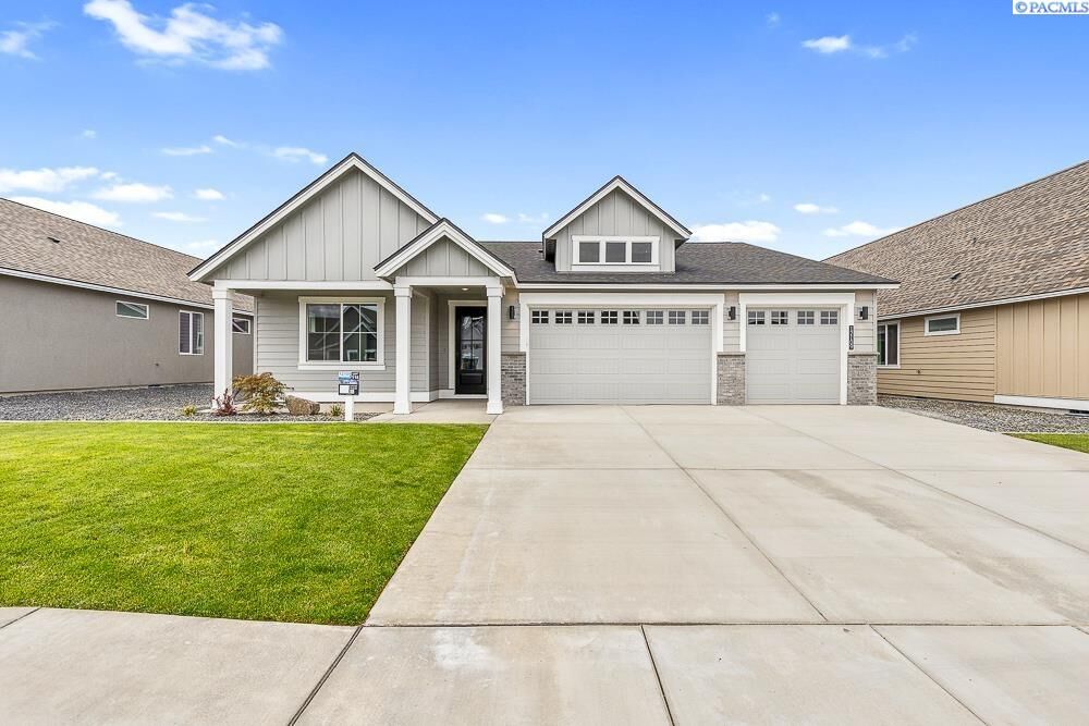 Property Photo:  12109 Dunsmuir Dr.  WA 99301 