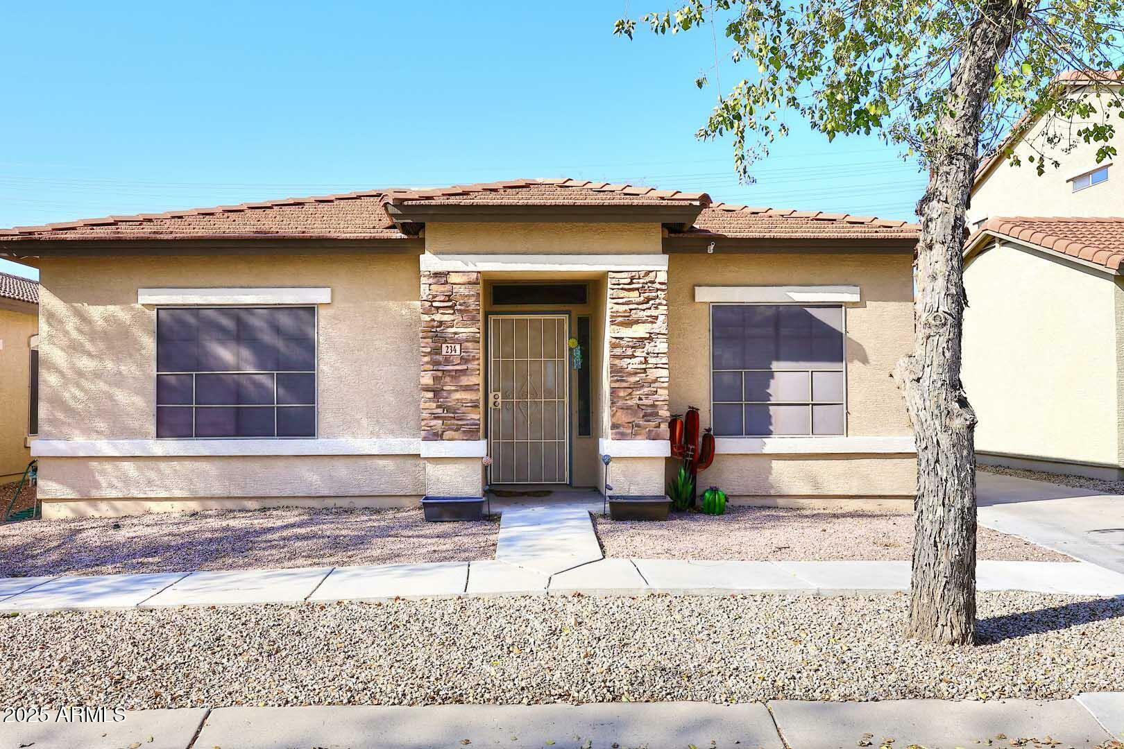 234 N Seymour --  Mesa AZ 85207 photo