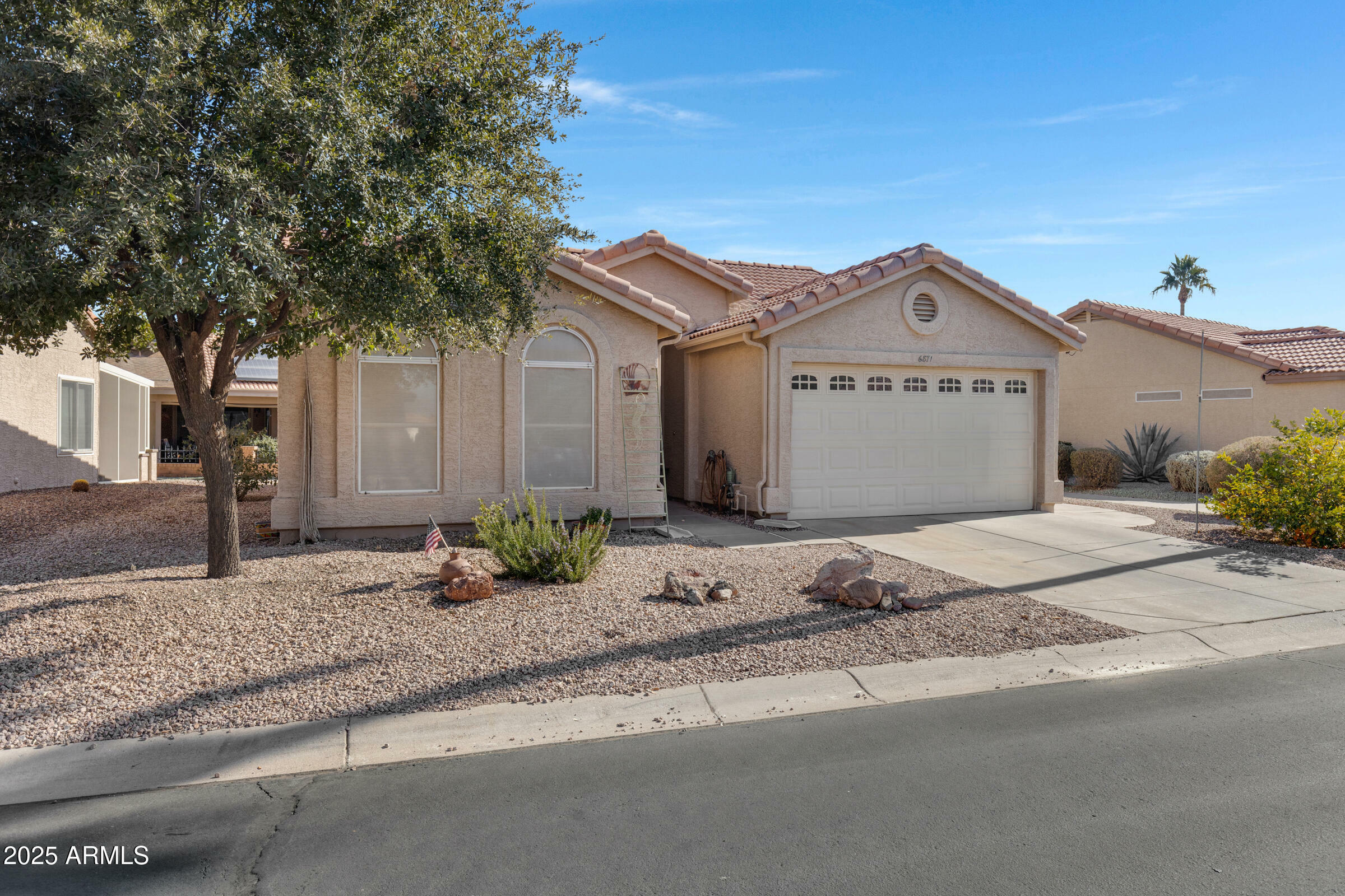 Property Photo: 6871 S Coral Gable Drive AZ 85249