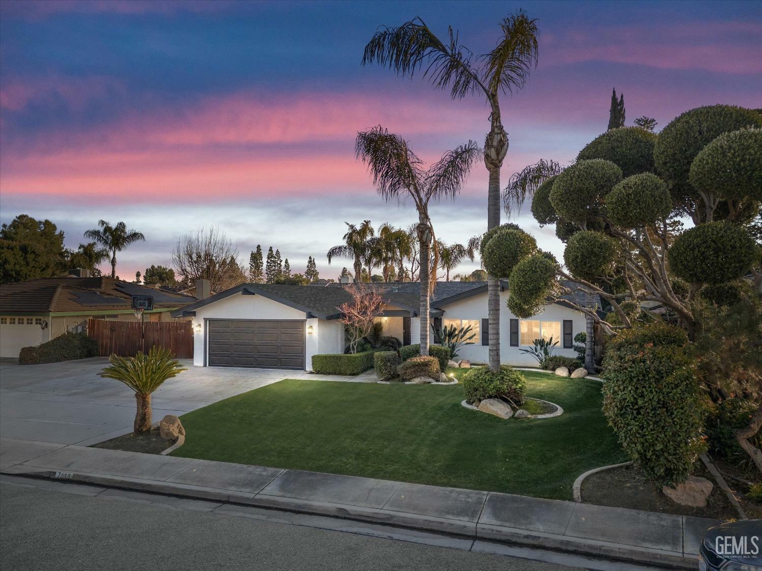 Property Photo: 7613 Wide Loop Road CA 93309
