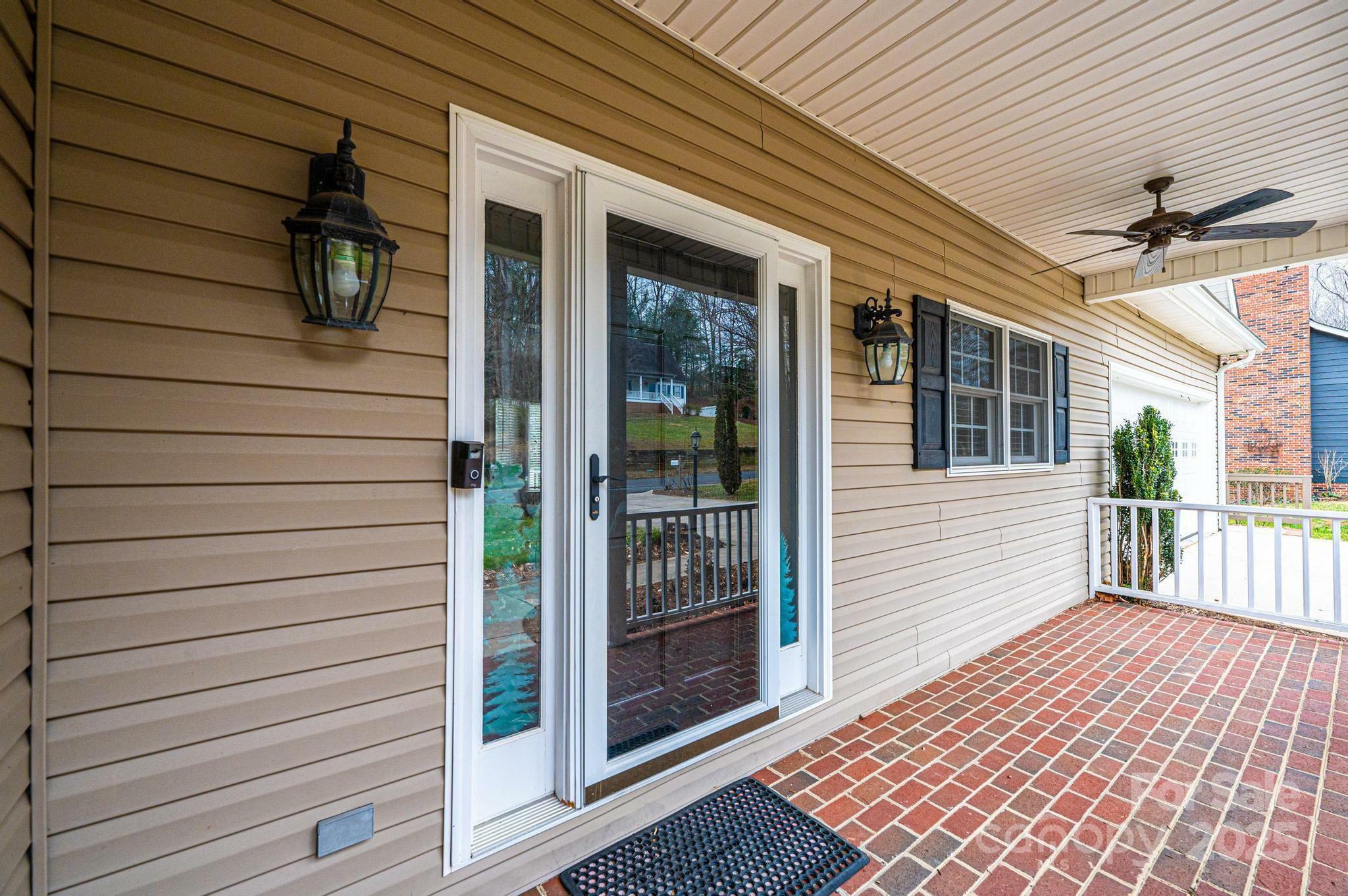 Property Photo:  1024 Williamsburg Drive NE  NC 28645 