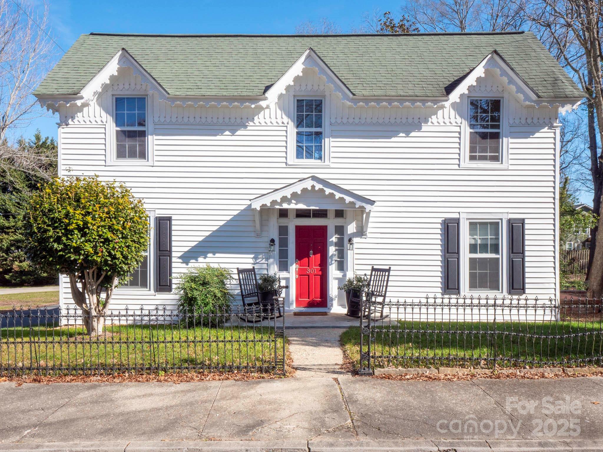 Property Photo:  301 S Washington Street  NC 28112 