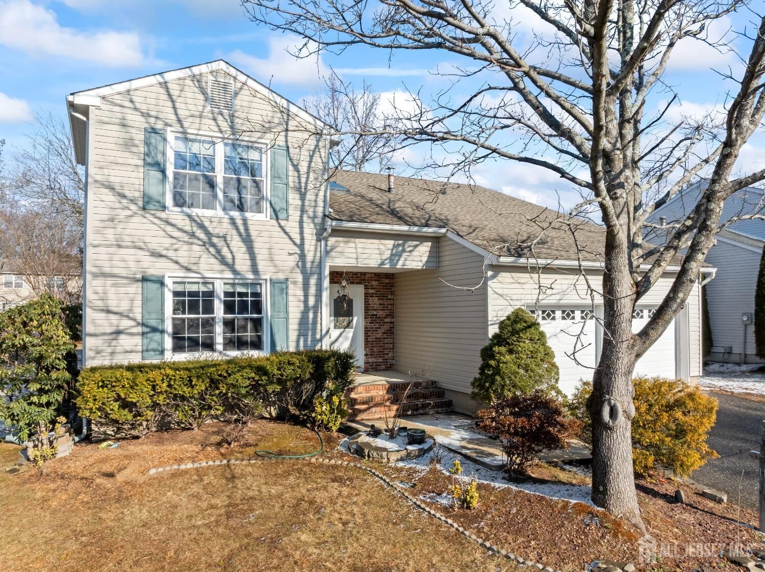 Property Photo:  11 Vreeland Court  NJ 08816 