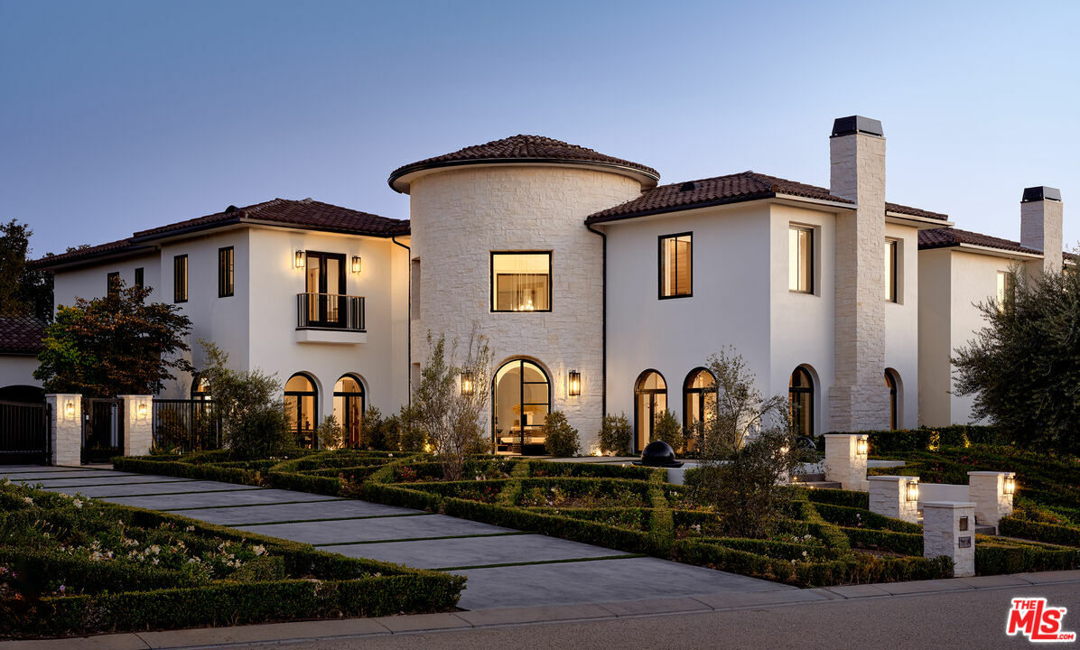 25242 Prado Del Grandioso  Calabasas CA 91302 photo