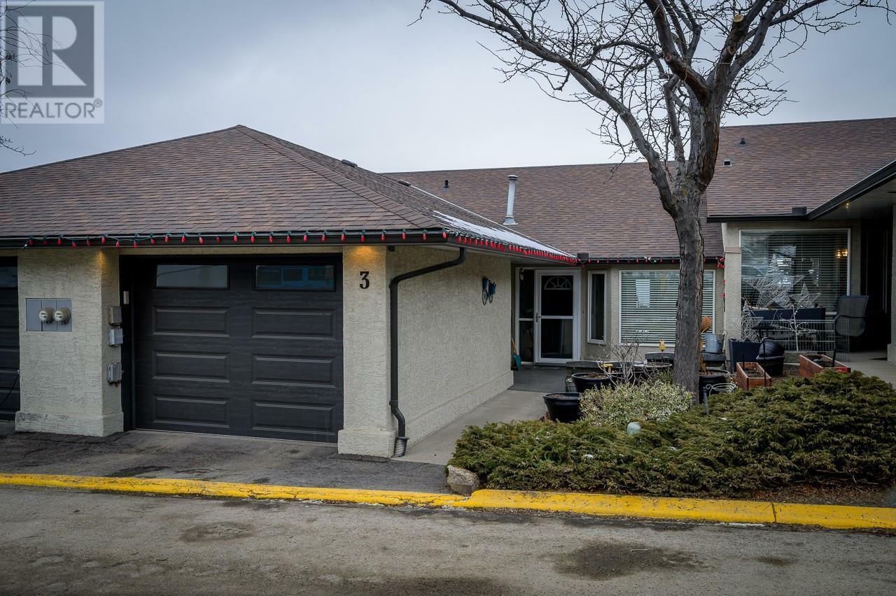 Photo de la propriété:  1580 Springhill Drive 3  BC V2E 2H1 