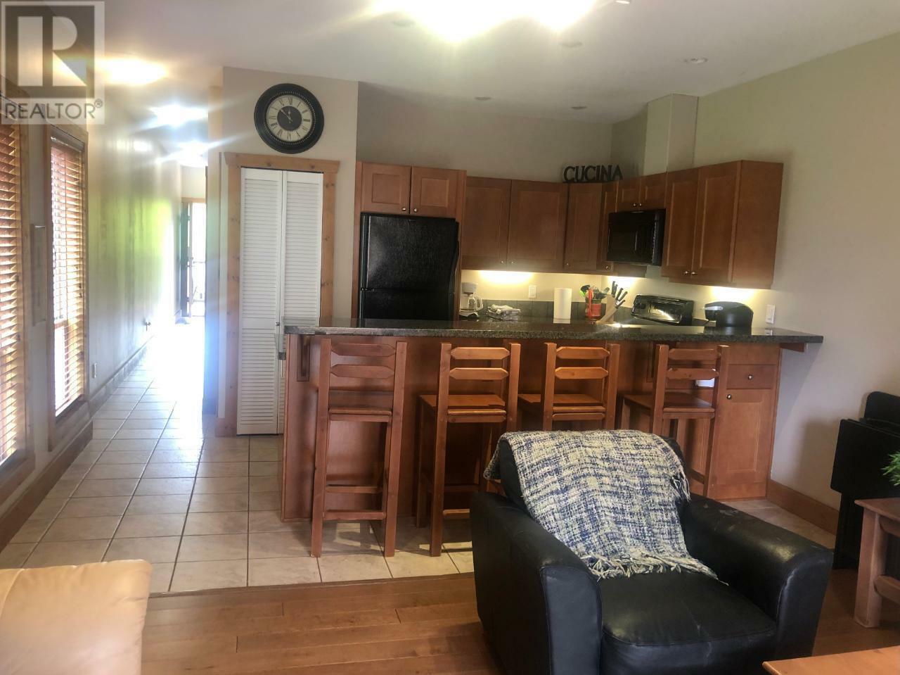 Photo de la propriété: 5401 Lakeshore Drive 213 BC V0H 1V2