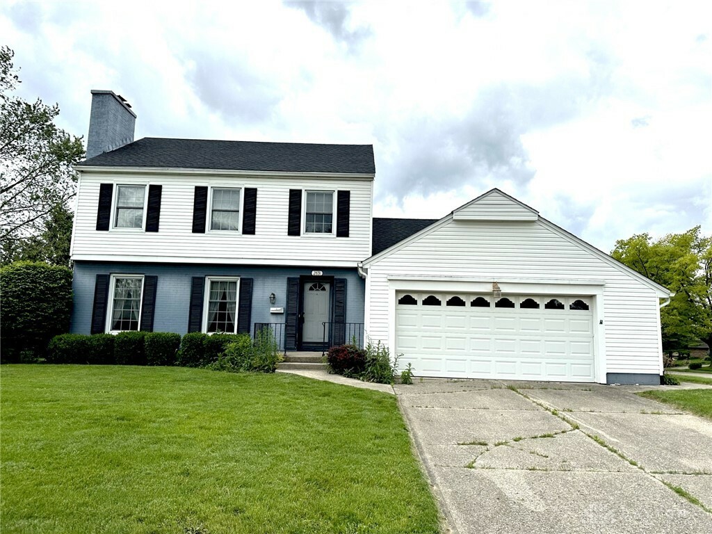 Property Photo: 2831 Wellsford Drive OH 45503