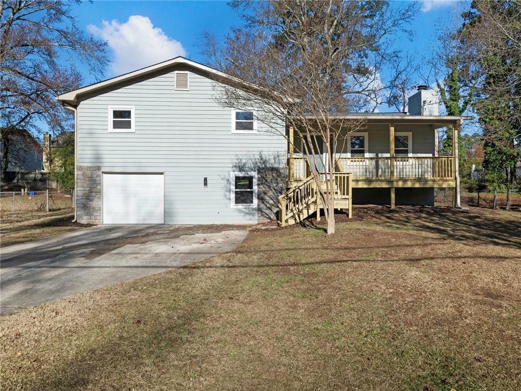 Property Photo:  488 Village Run  GA 30046 