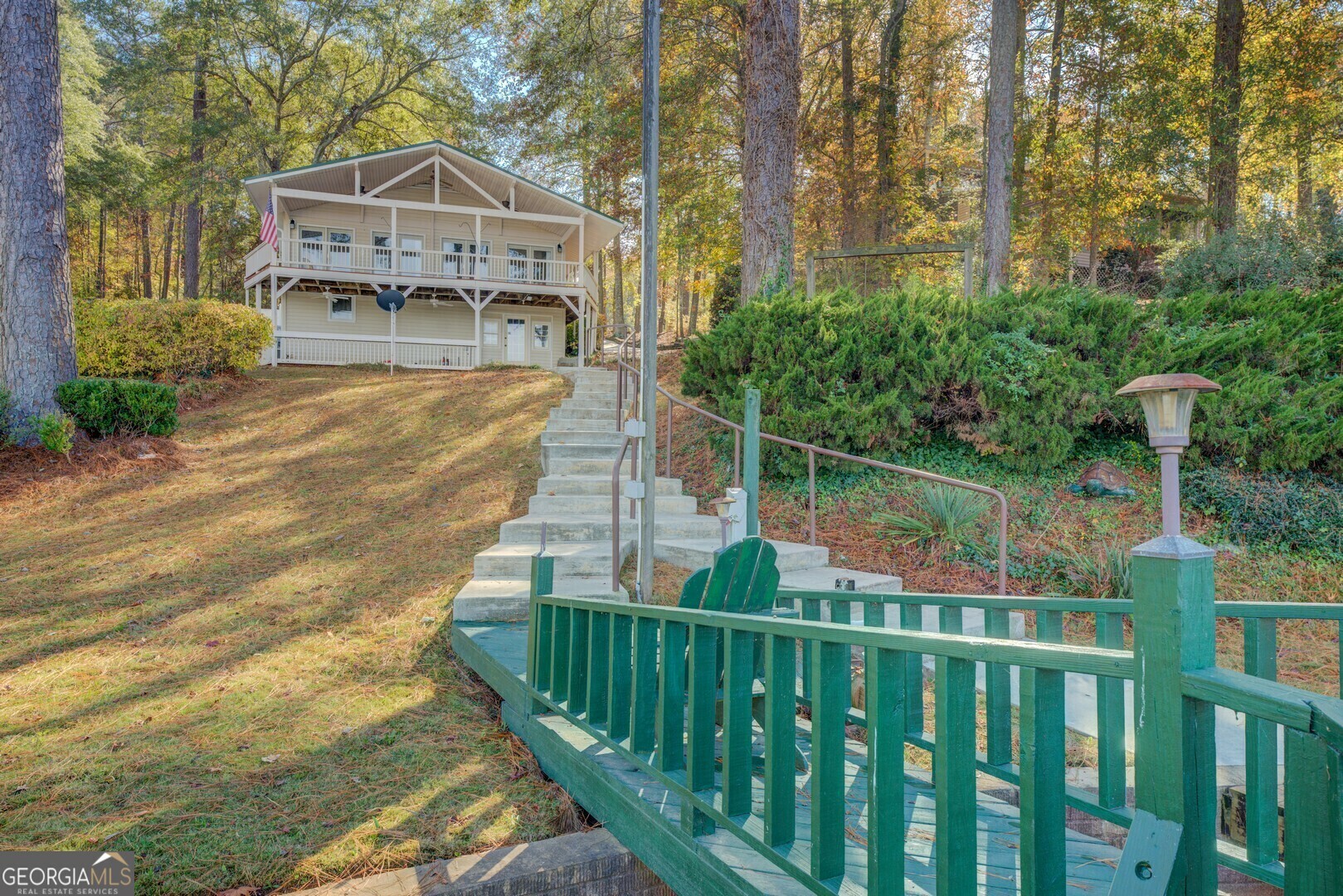 Property Photo:  484 Chickadee Court  GA 31064 