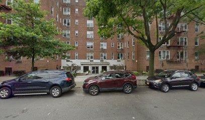 Property Photo:  610 Waring Avenue 2W  NY 10467 