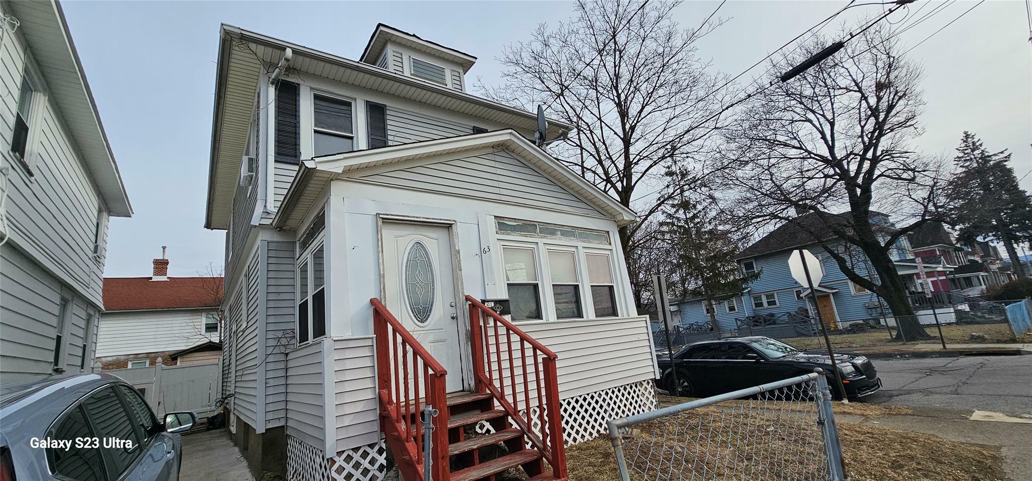 Property Photo:  63 S Robinson Avenue  NY 12550 