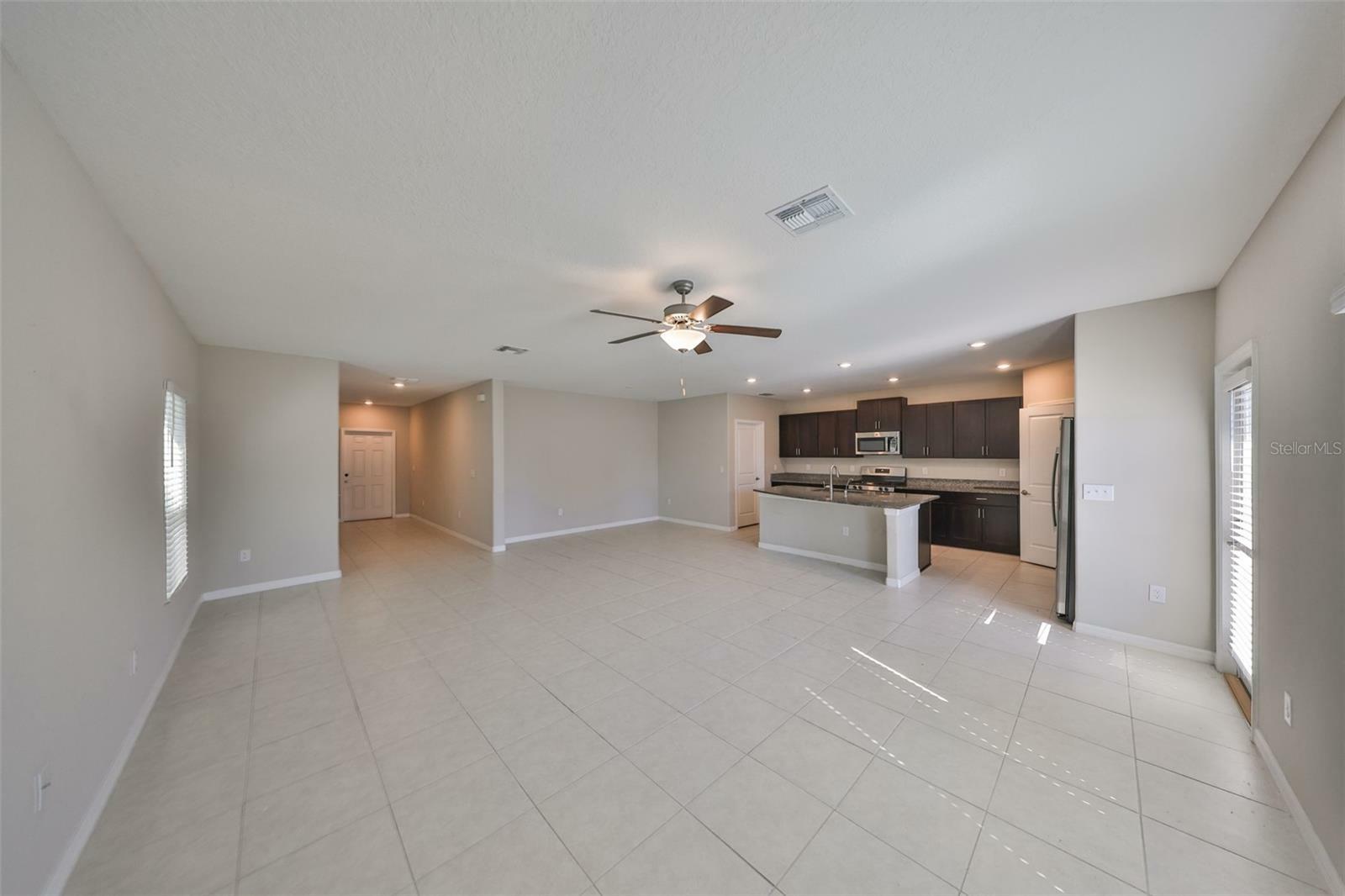 Property Photo:  10377 Blue Plume Court  FL 33578 