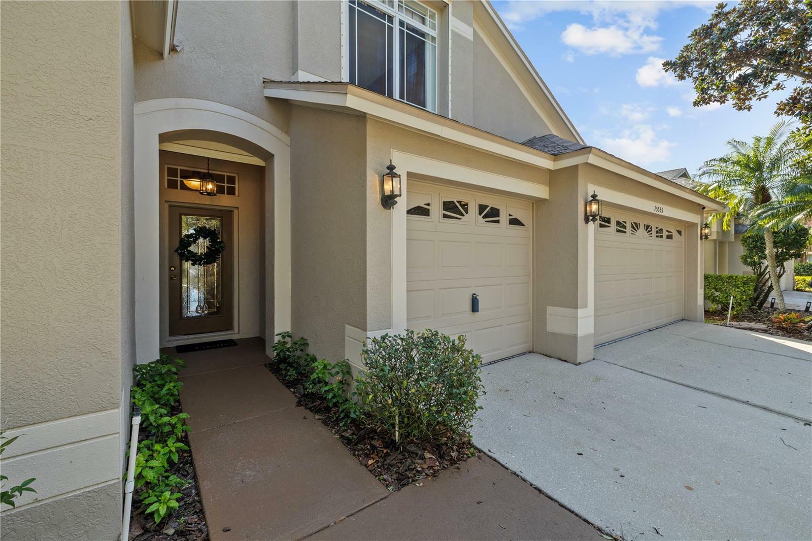 Property Photo:  15555 Martinmeadow Drive  FL 33547 