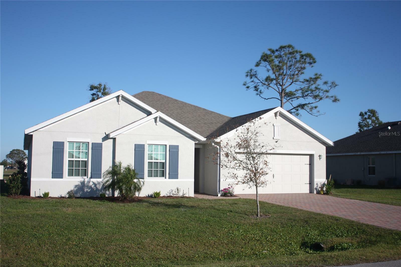 Property Photo: 16031 Alcira Circle FL 33955