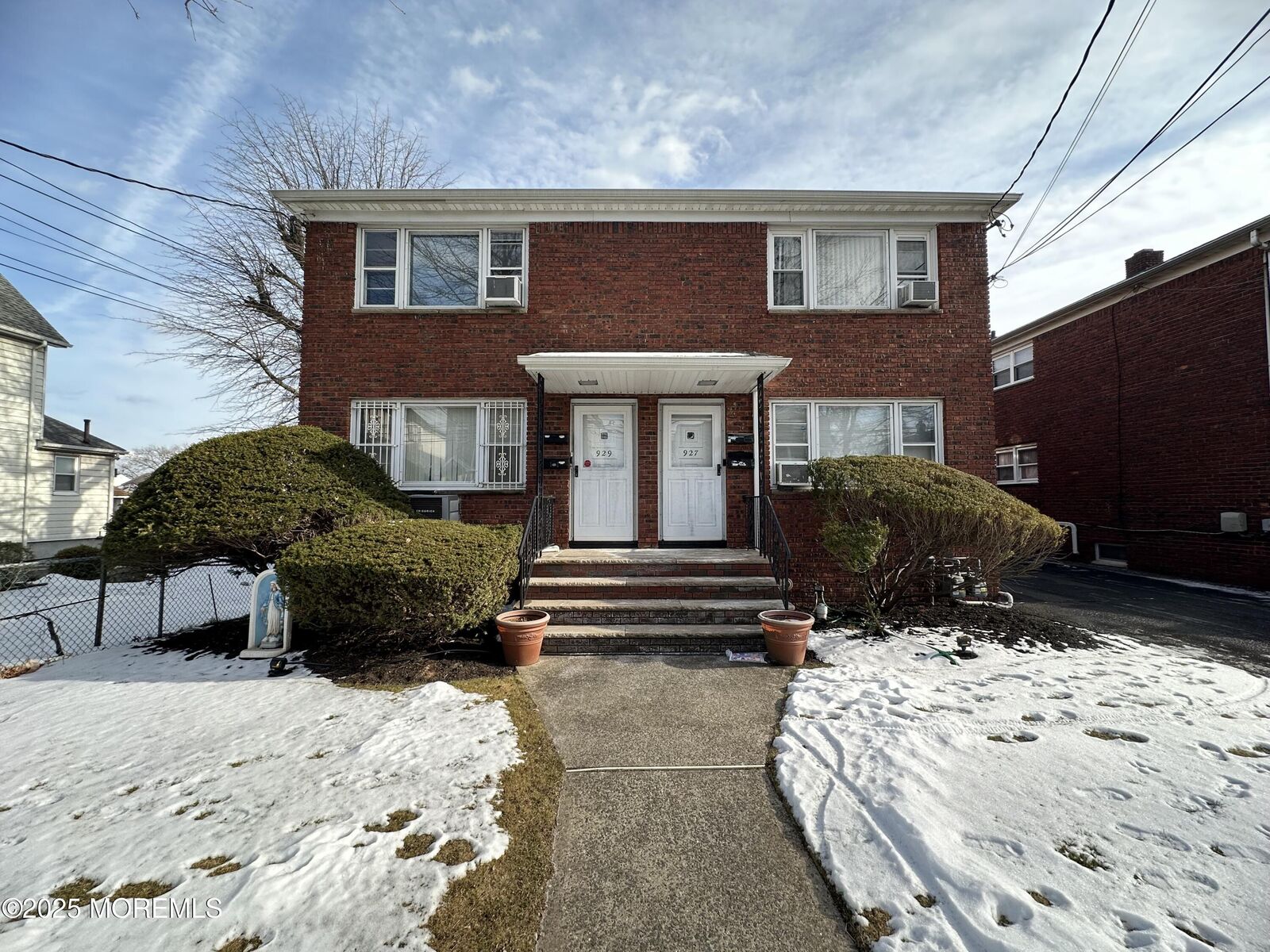 Property Photo:  927-929 Jackson Avenue  NJ 07201 