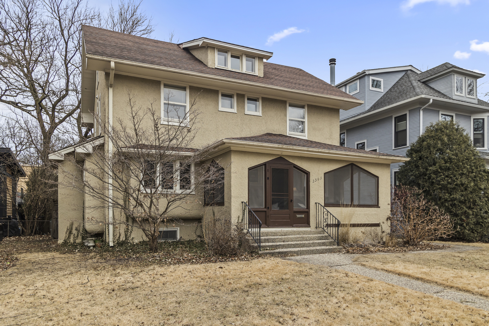 Property Photo:  2303 Harrison Street  IL 60201 