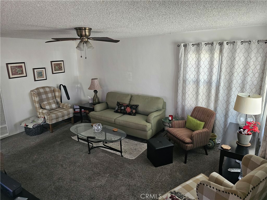 Property Photo:  2065 Easy Avenue  CA 90810 