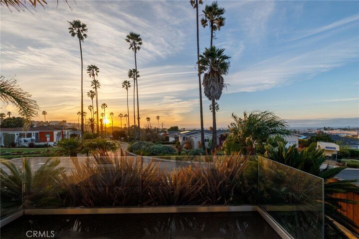 Property Photo: 169 Via Los Altos CA 90277