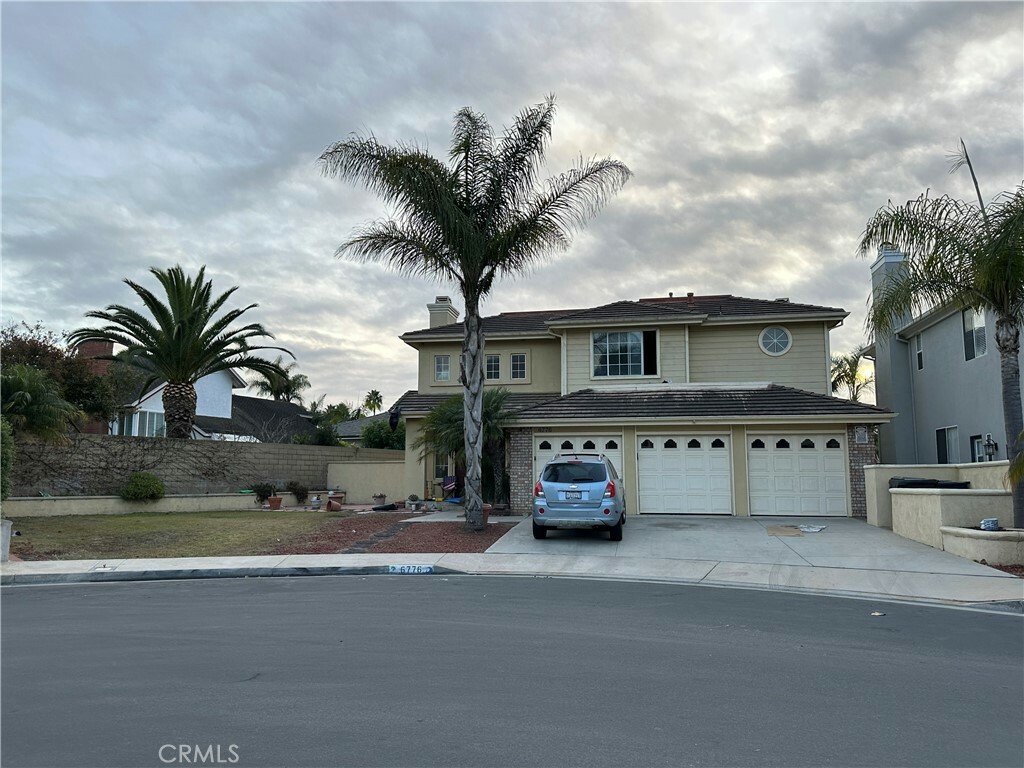 Property Photo: 6776 Findley Circle CA 92648