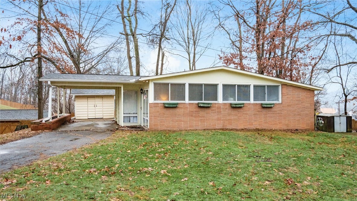 Property Photo:  2424 Glen Drive  OH 43701 