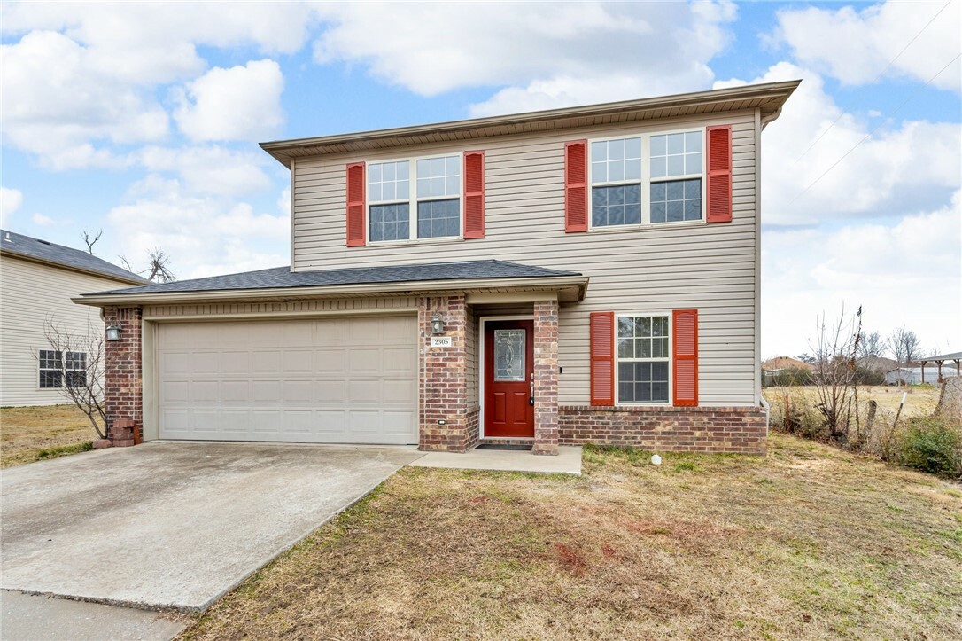 Property Photo:  2305 S 13th Street  AR 72758 