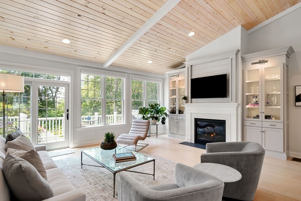 Property Photo: 4 Benjamin Lane 62 MA 02066