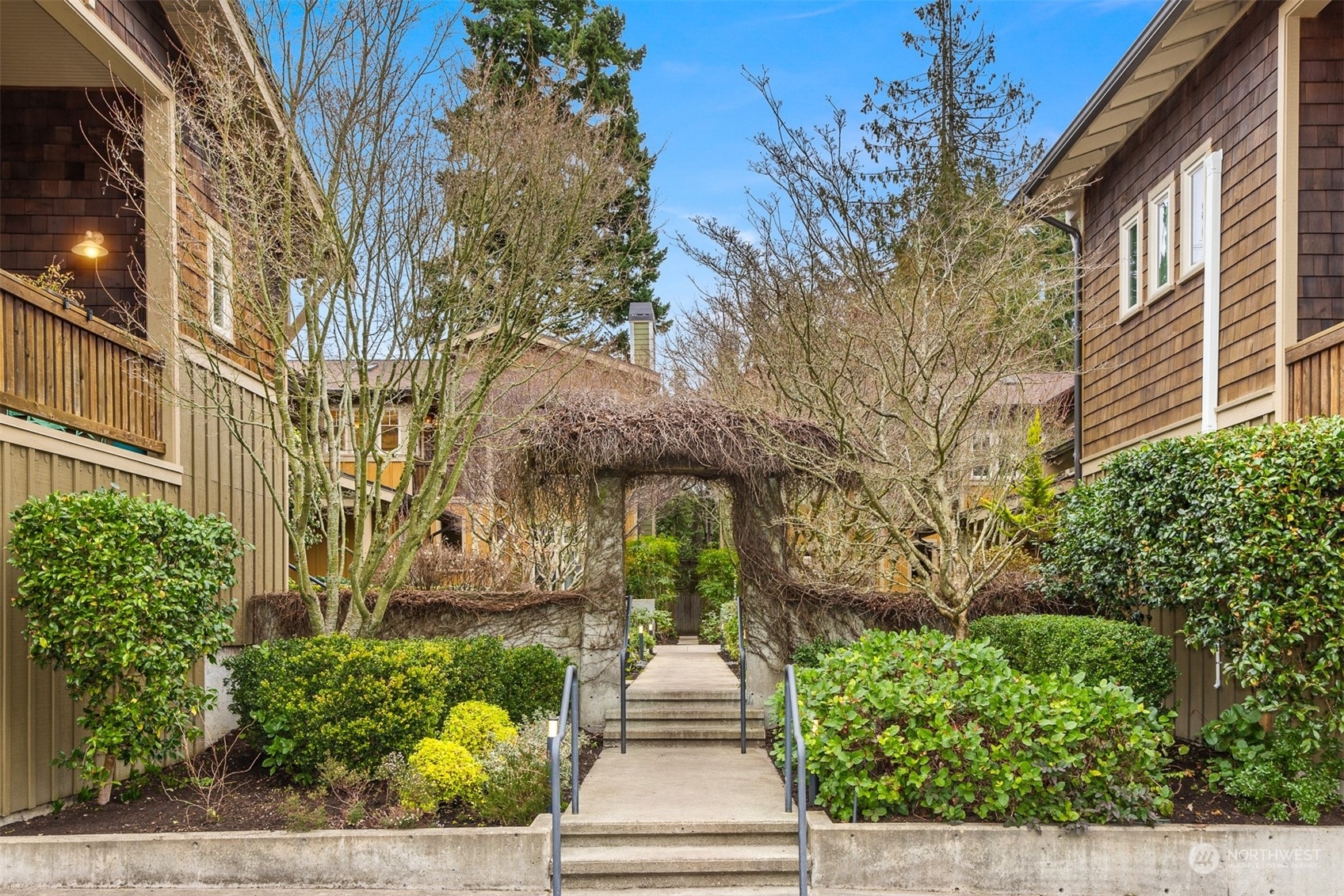 Property Photo:  828  Madison Avenue N 4  WA 98110 