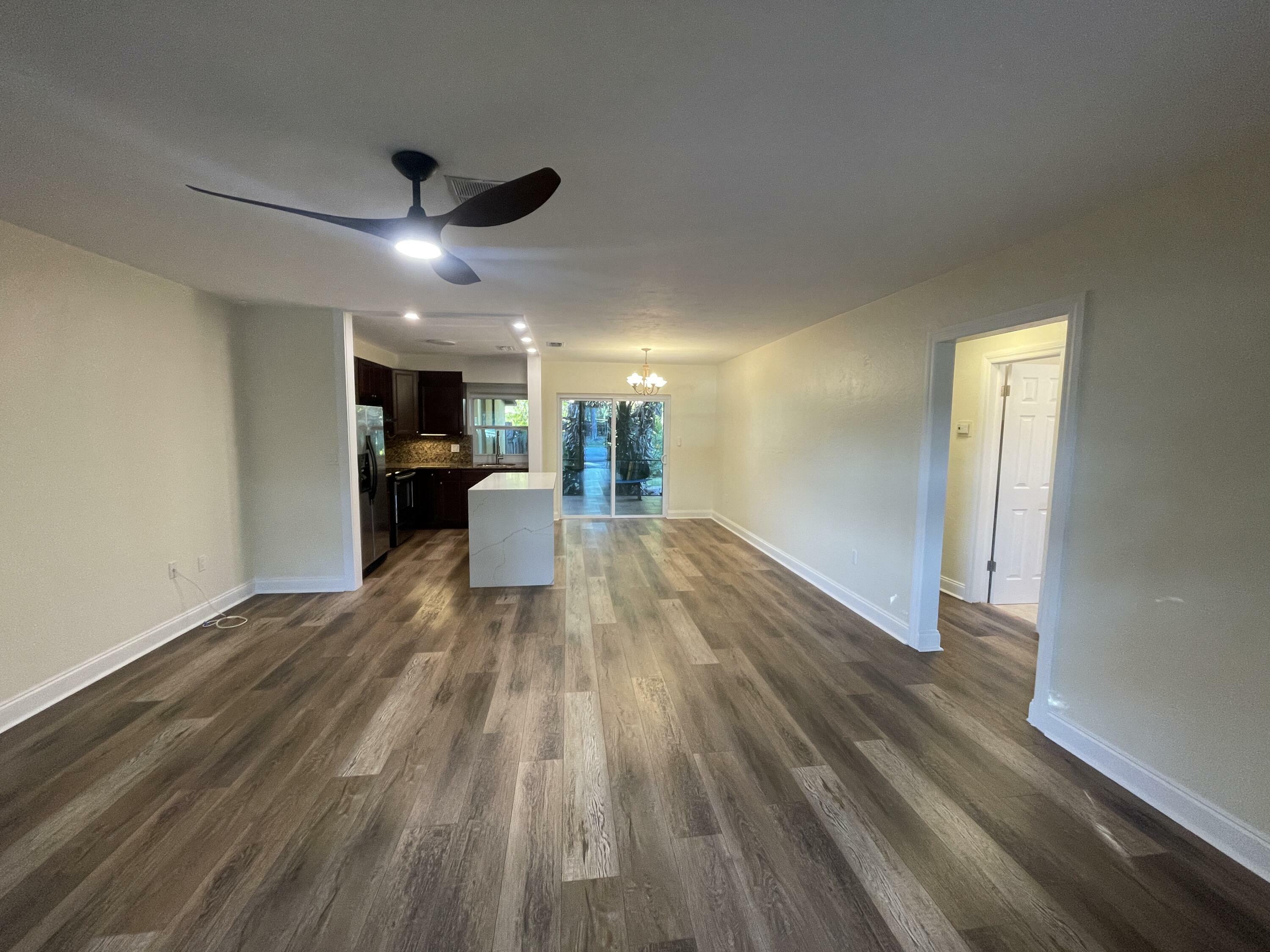 Property Photo:  1301 SW 1st Avenue  FL 33432 