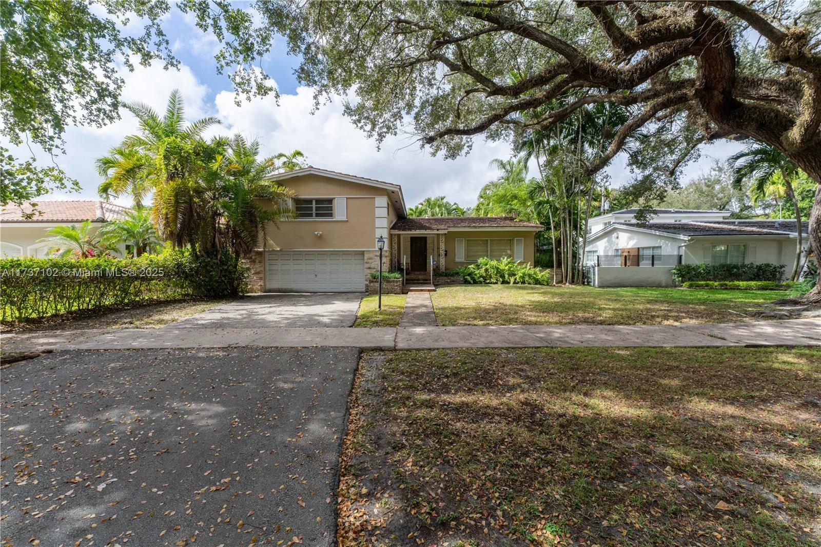 Property Photo:  4310 Monserrate St  FL 33146 