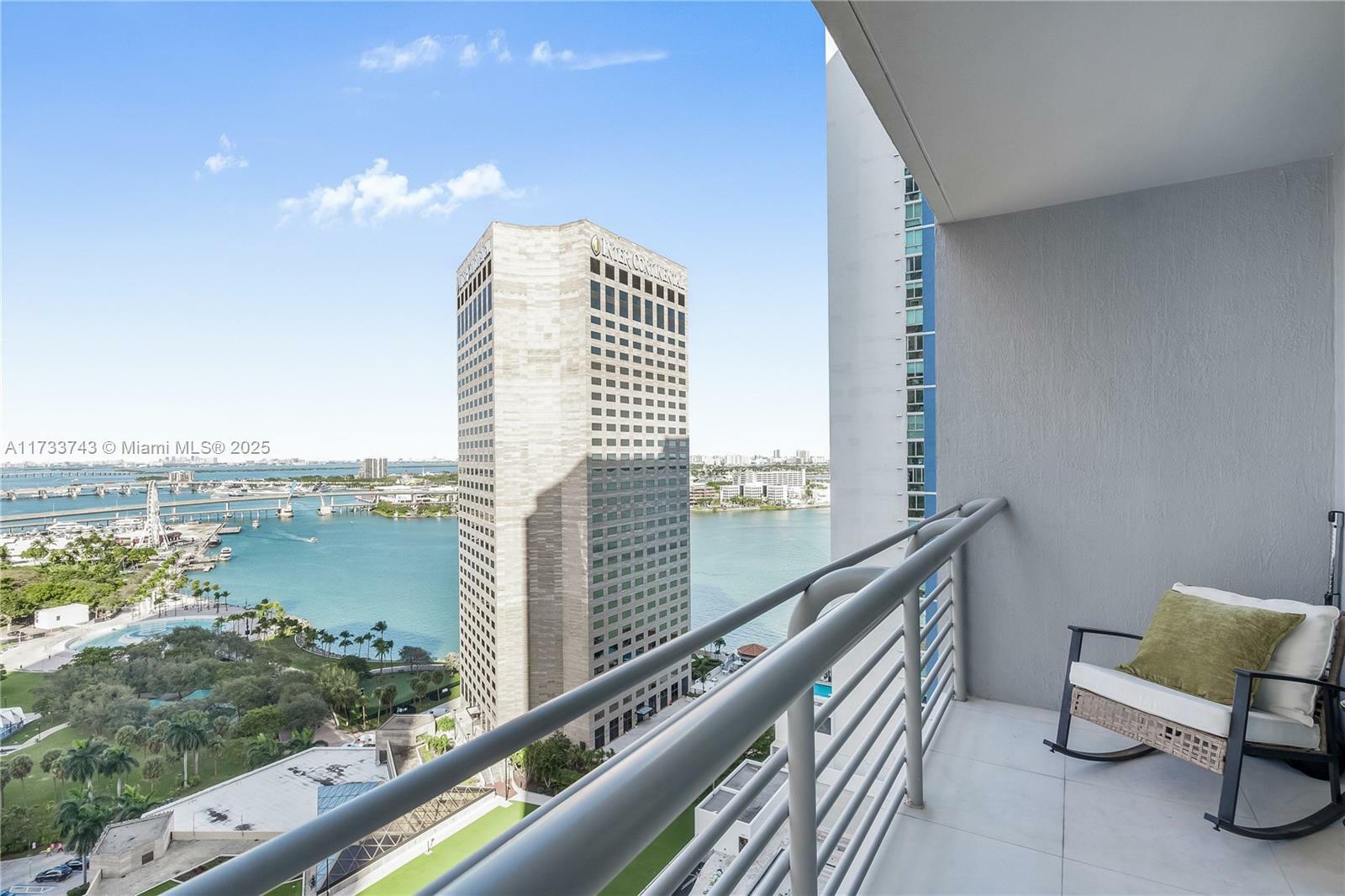 Property Photo:  325 S Biscayne Blvd 2514  FL 33131 