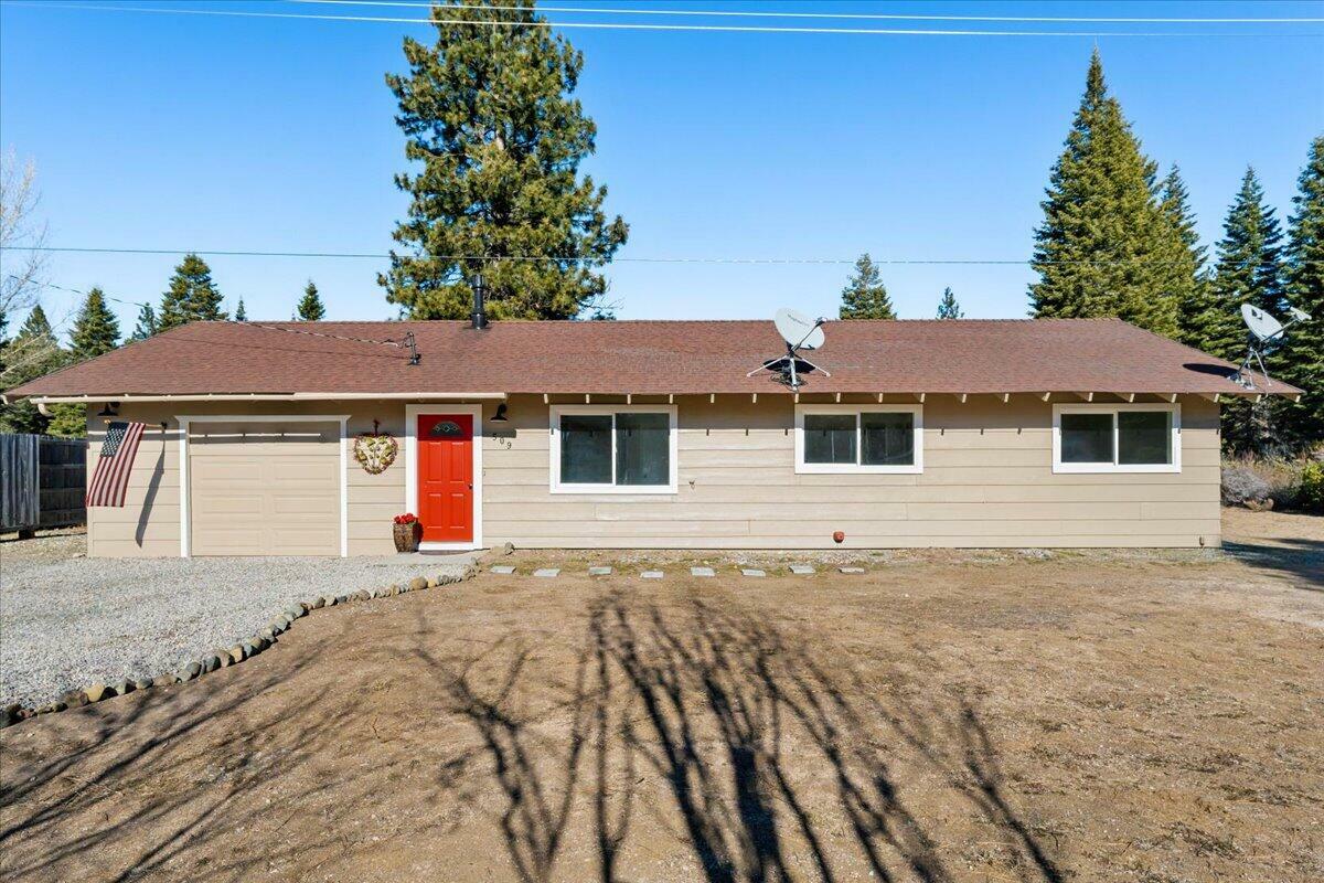 Property Photo:  509 Deetz Road  CA 96067-9146 