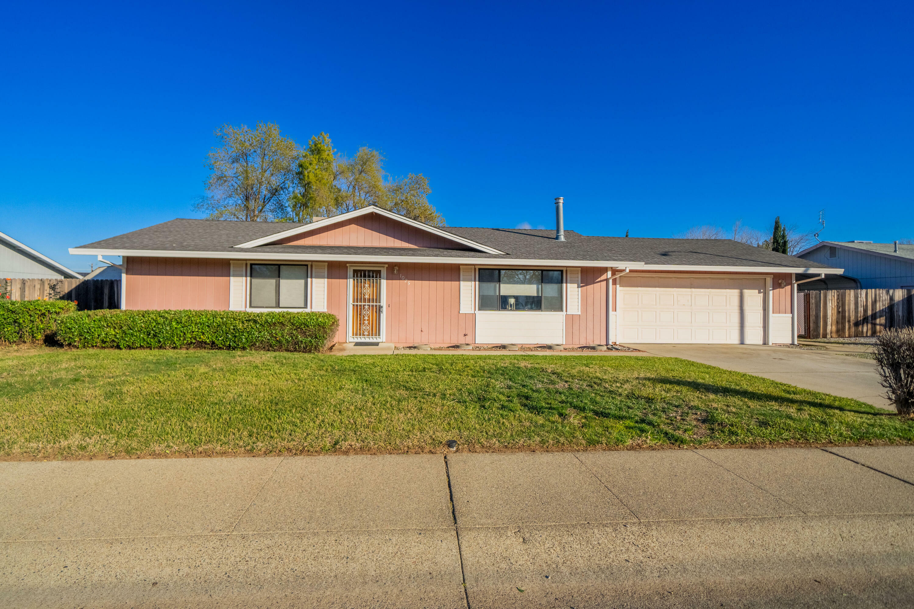 Property Photo:  1025 Dara Court  CA 96003 