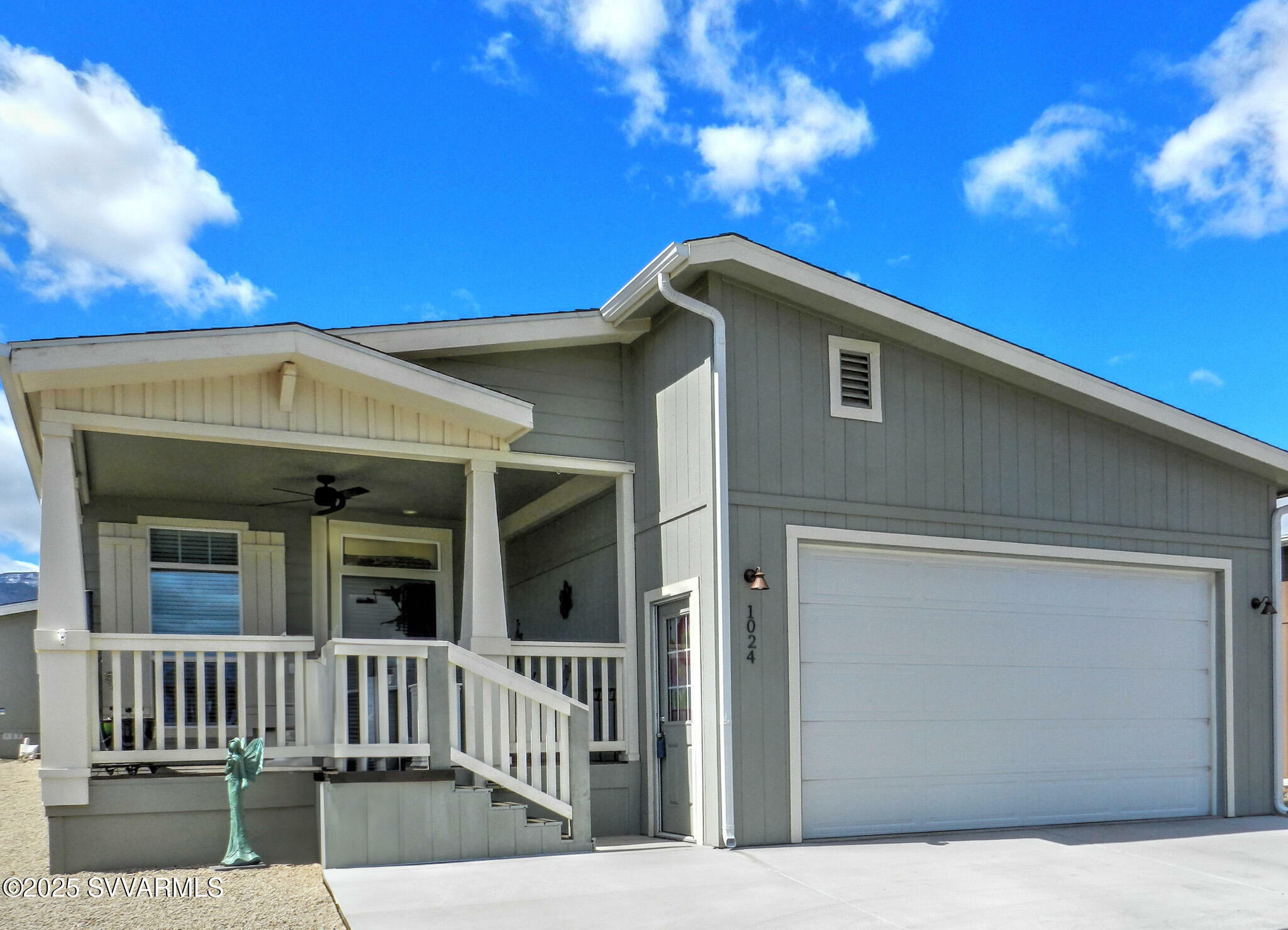 Property Photo: 1024 Rankin Ave AZ 86326