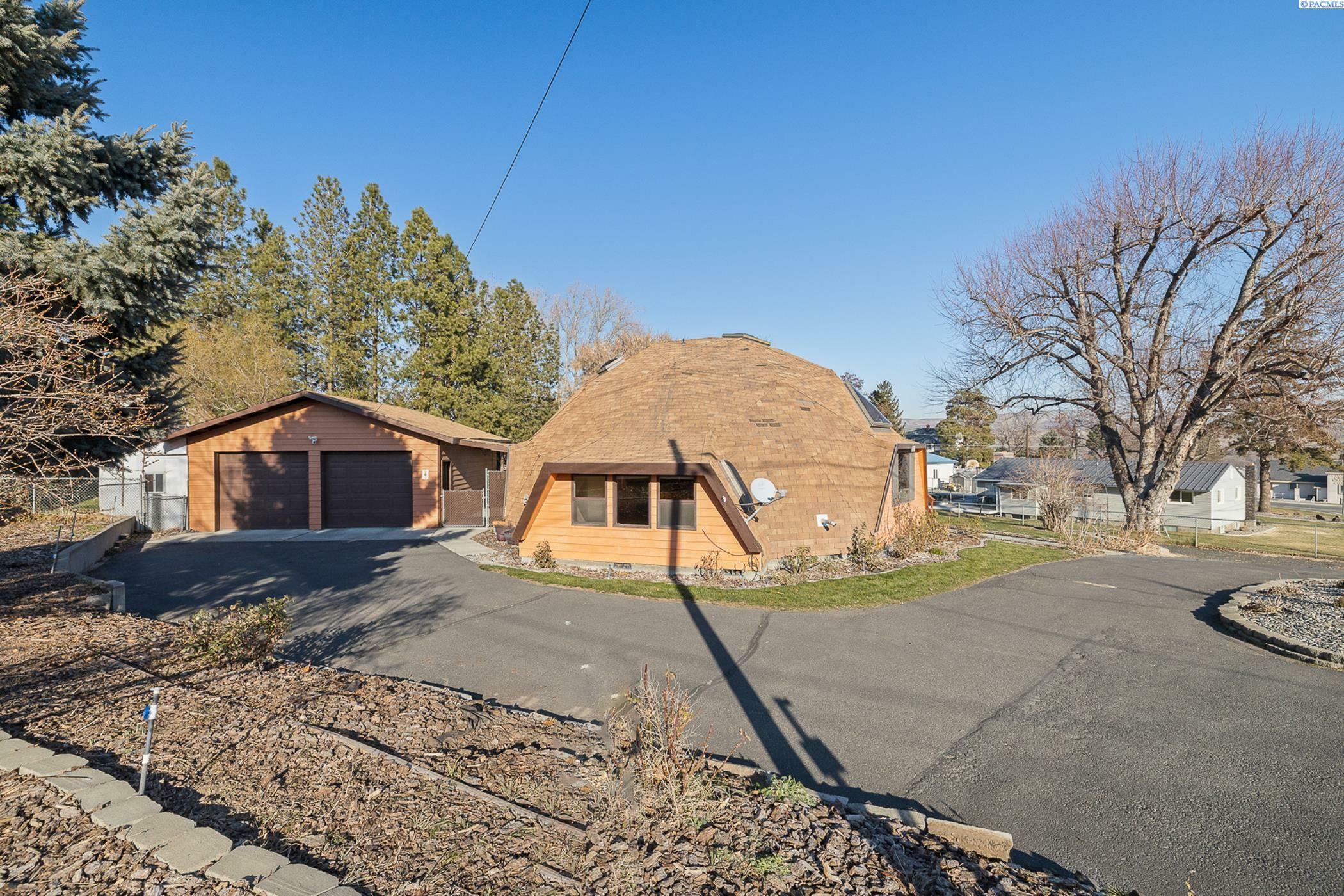 Property Photo:  1108 Hazel Ave.  WA 99320 