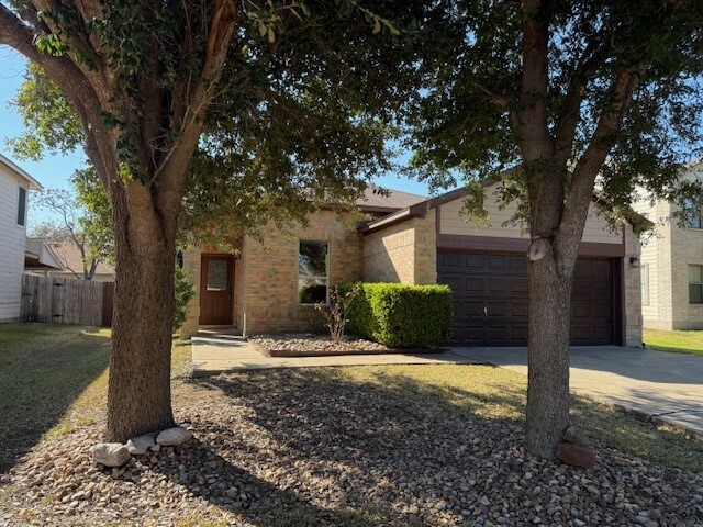4103 Kings Canyon Drive  Taylor TX 76574 photo