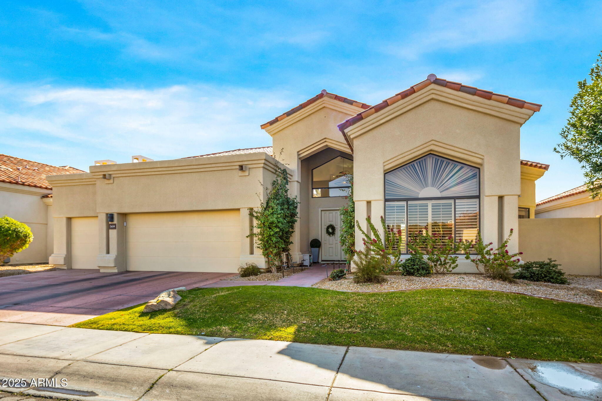Property Photo: 7439 E Beryl Avenue AZ 85258