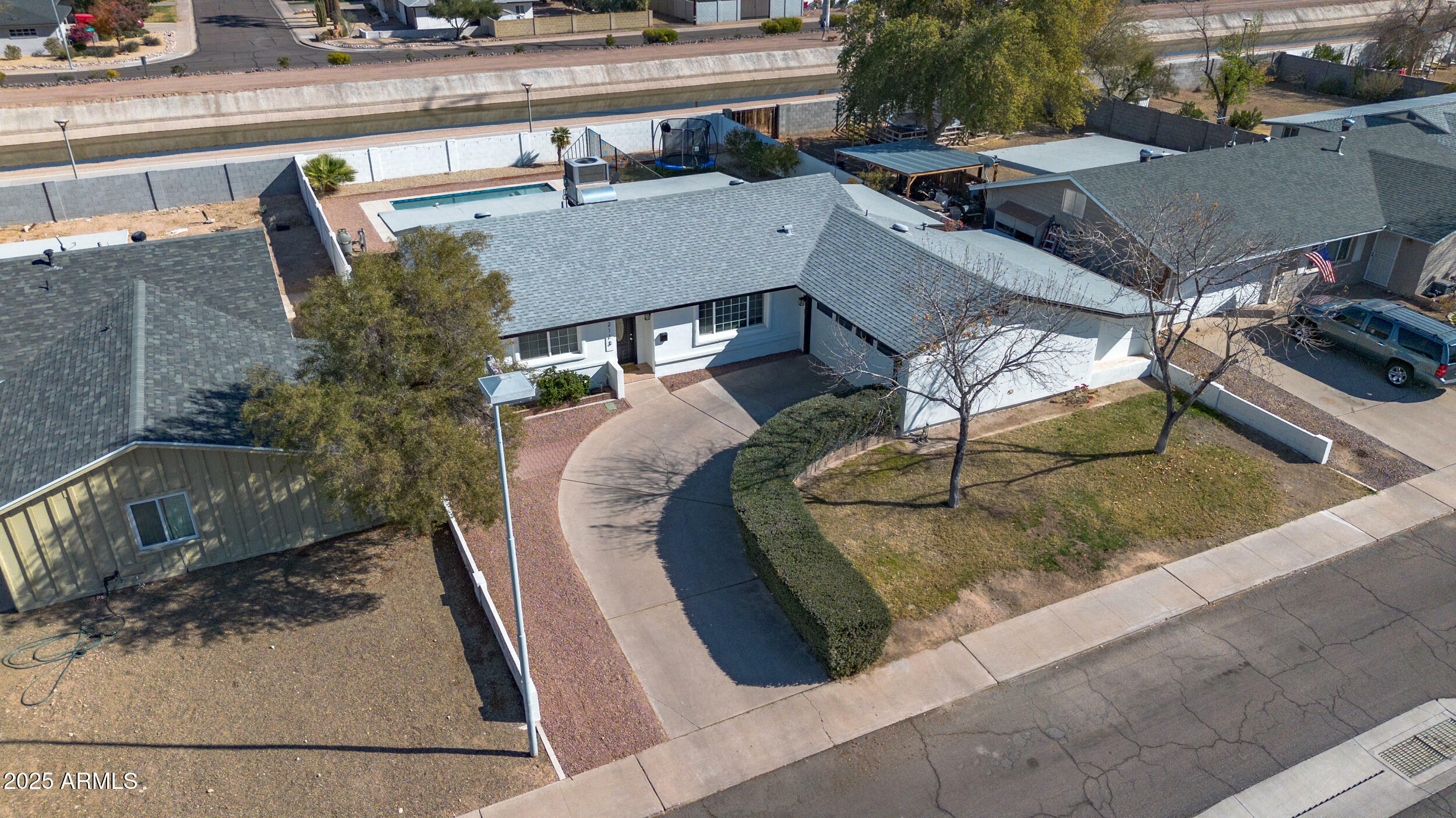 Property Photo:  2113 N 66th Street  AZ 85257 