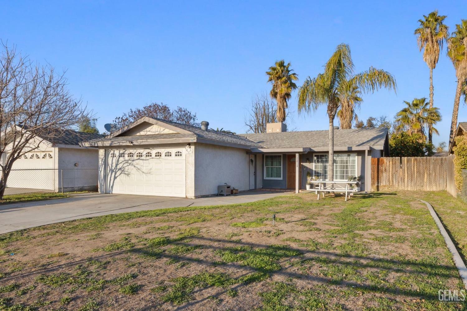 Property Photo:  5504 Ginger Drive  CA 93309 