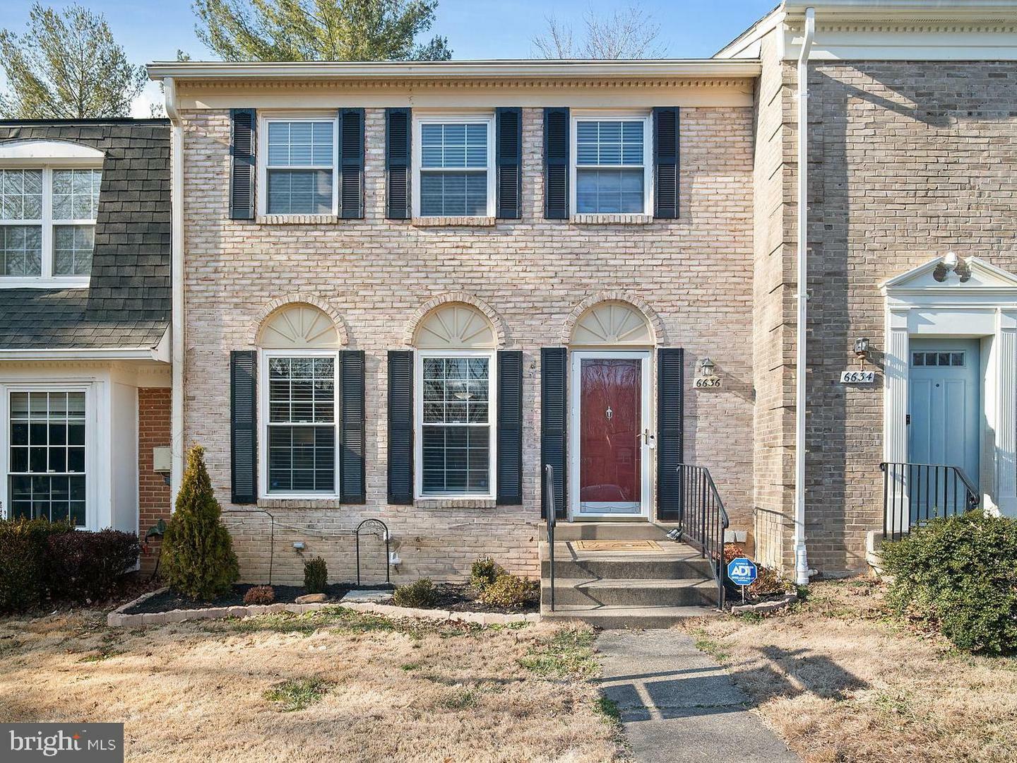 Property Photo:  6636 Green Ash Drive  VA 22152 