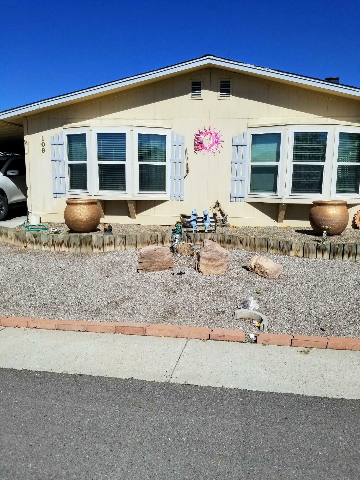 Property Photo: 6118 Edith Boulevard NE 109 NM 87107