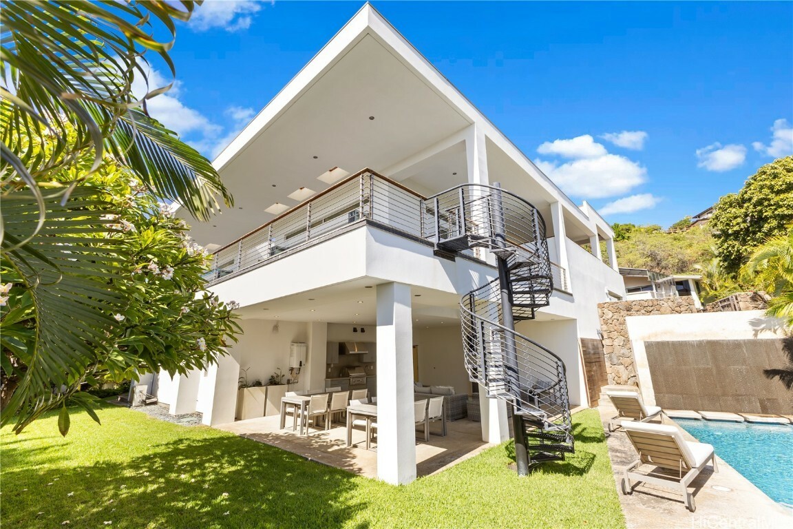 Property Photo: 4914 Waa Street HI 96821