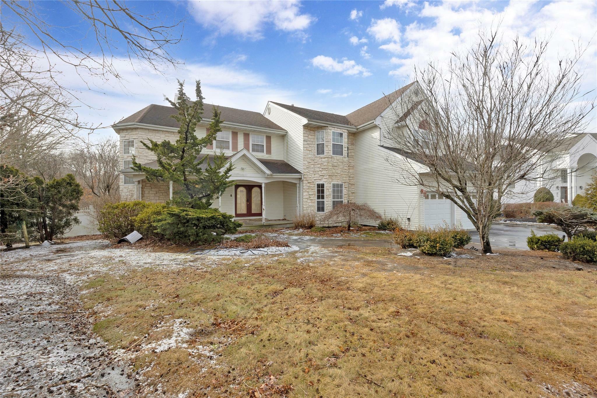 Property Photo:  8 Hessian Court  NY 11720 