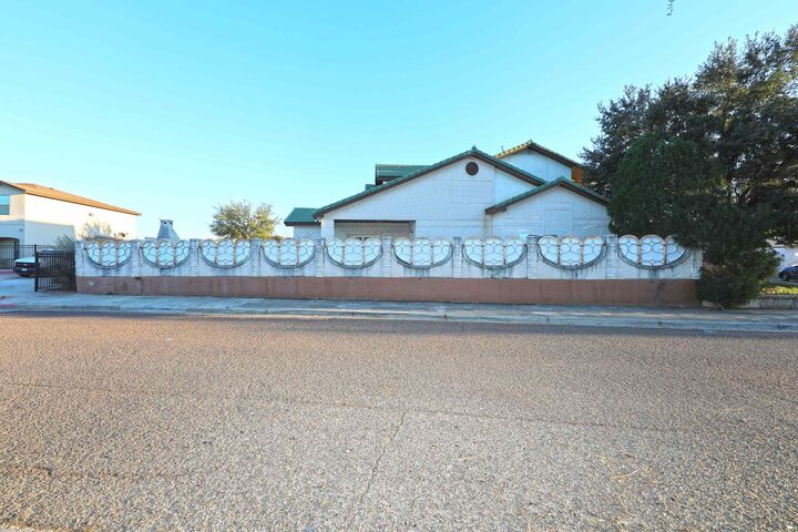 Property Photo: 155 Knoll Ave TX 78045