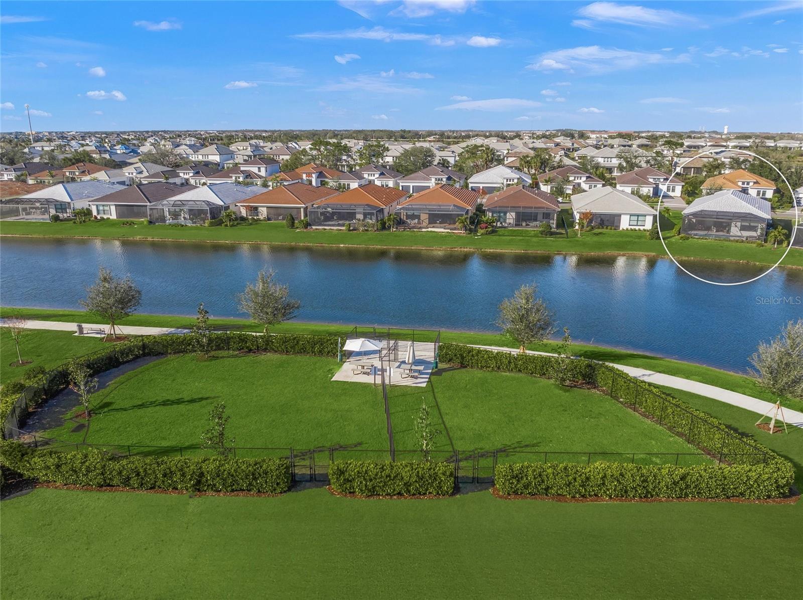 Property Photo: 4947 Surfside Circle FL 34211