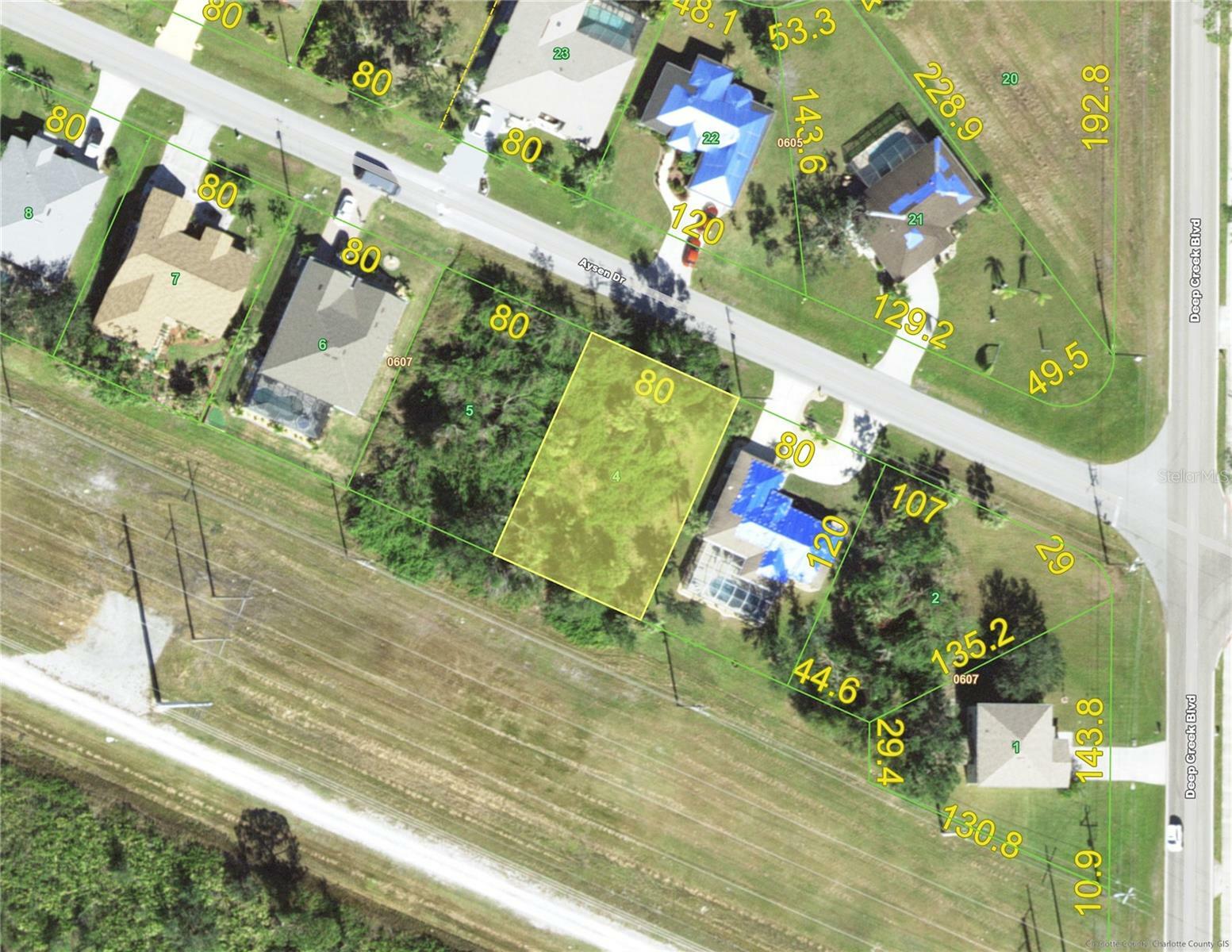 Property Photo: 25740 Aysen Drive FL 33983