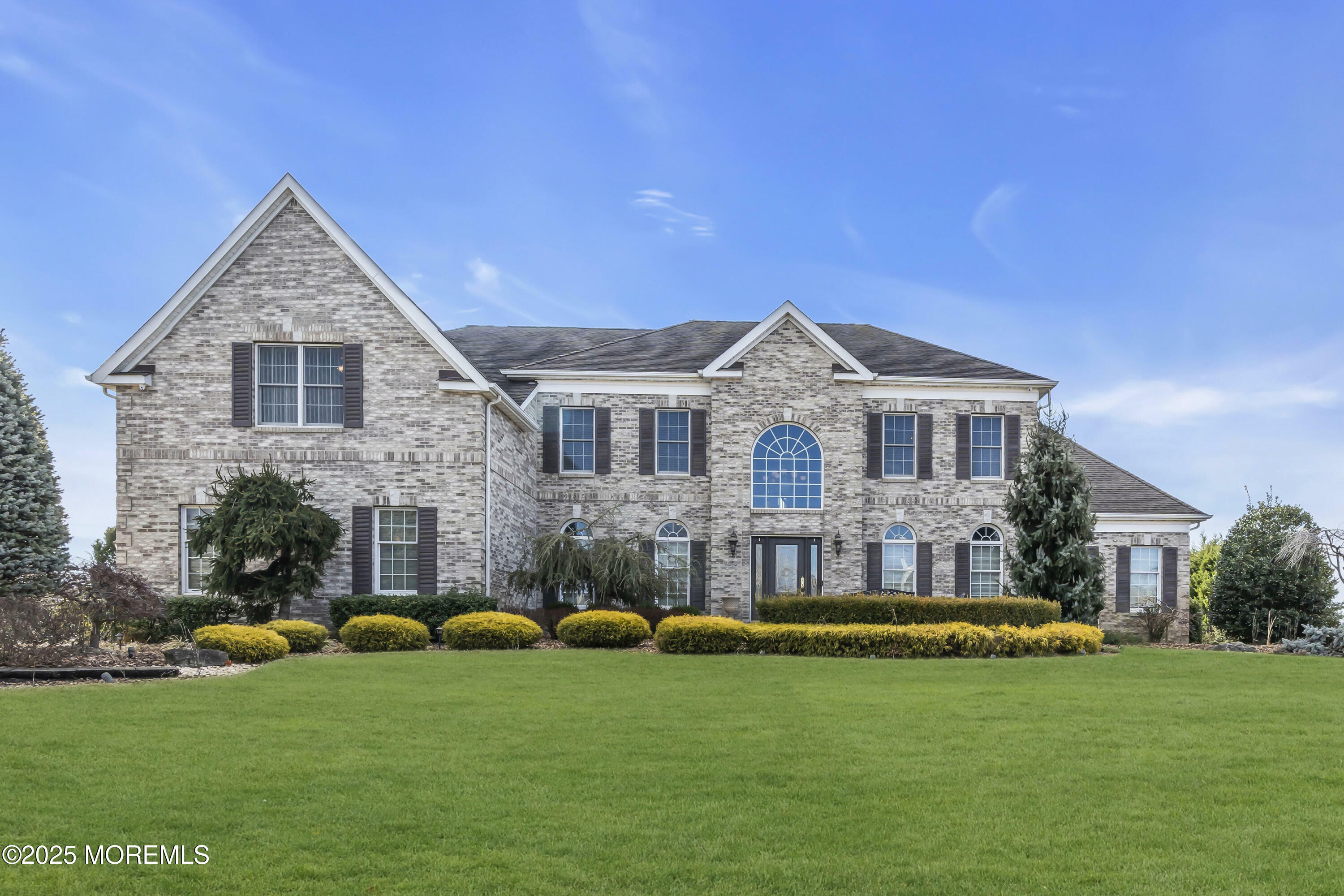12 Courtney Court  Freehold NJ 07728 photo