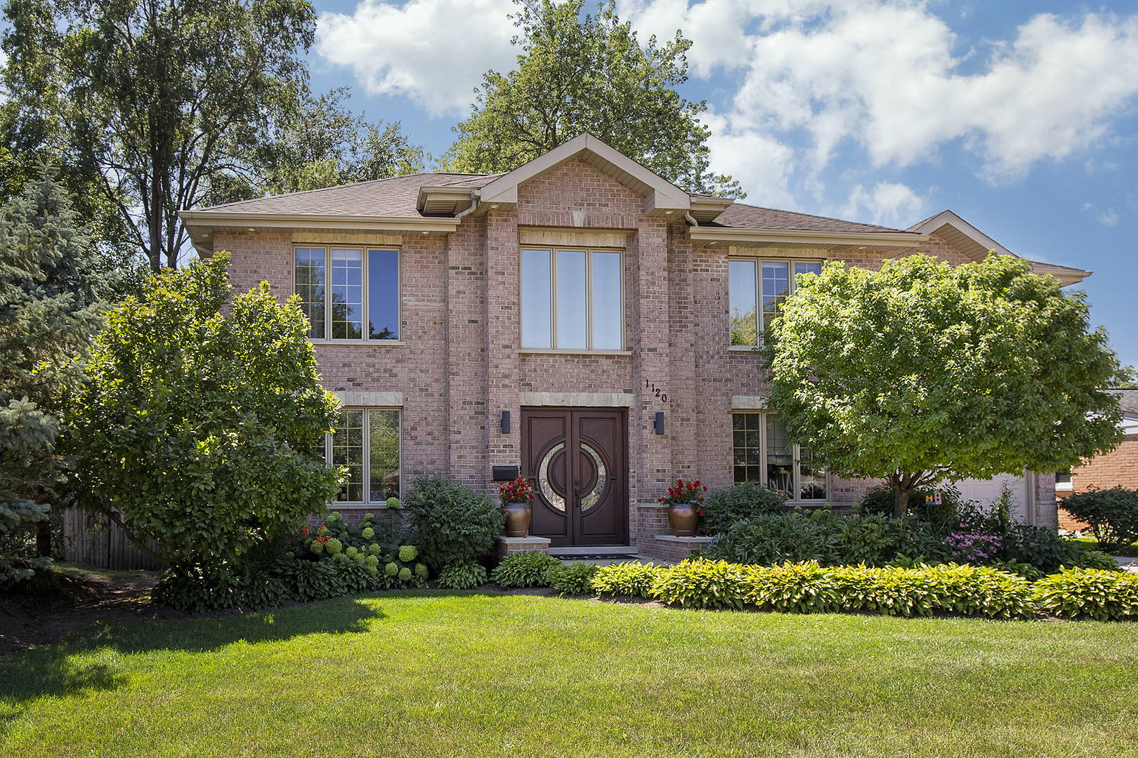 Property Photo:  1120 Midway Road  IL 60062 