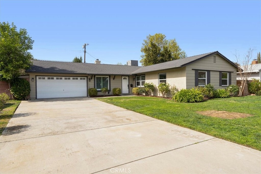 Property Photo:  7349 Sale Avenue  CA 91307 