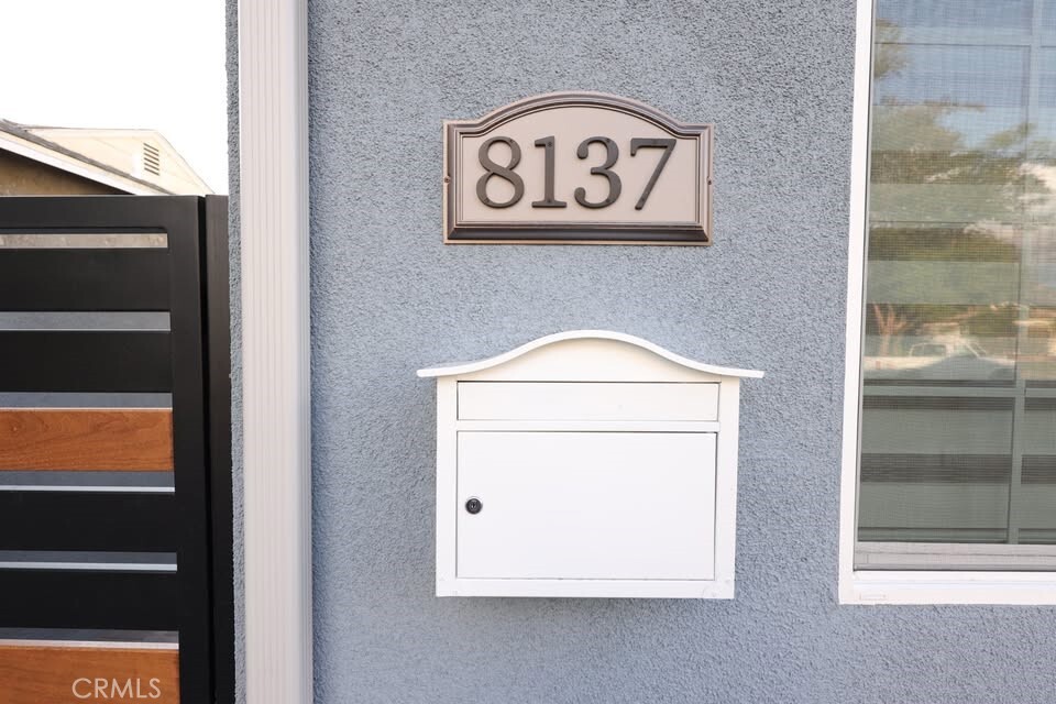 Property Photo: 8137 Chimineas CA 91335